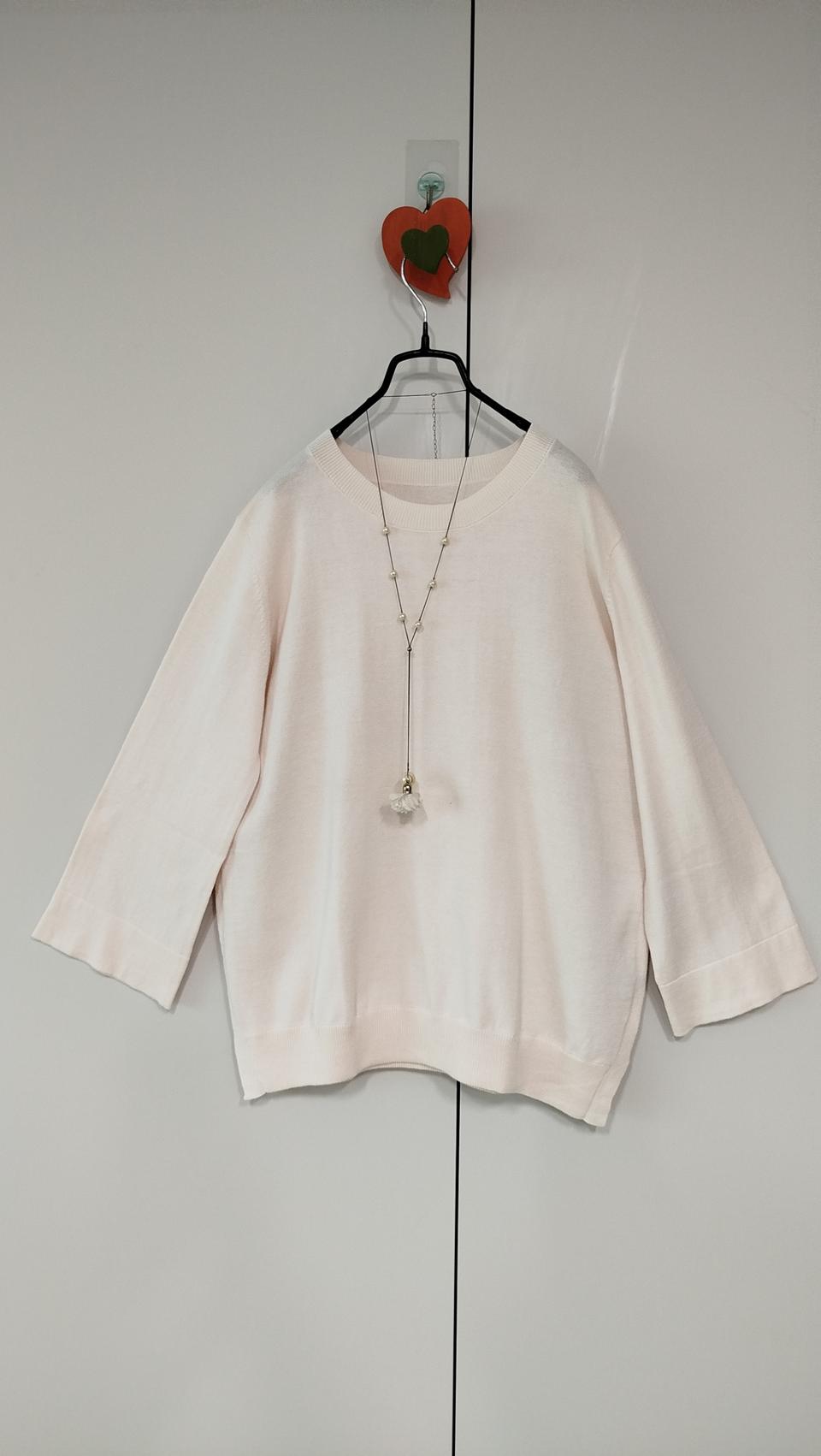 새옷 88 면 100프로 통소매 양옆트임 라운드 넥 니트