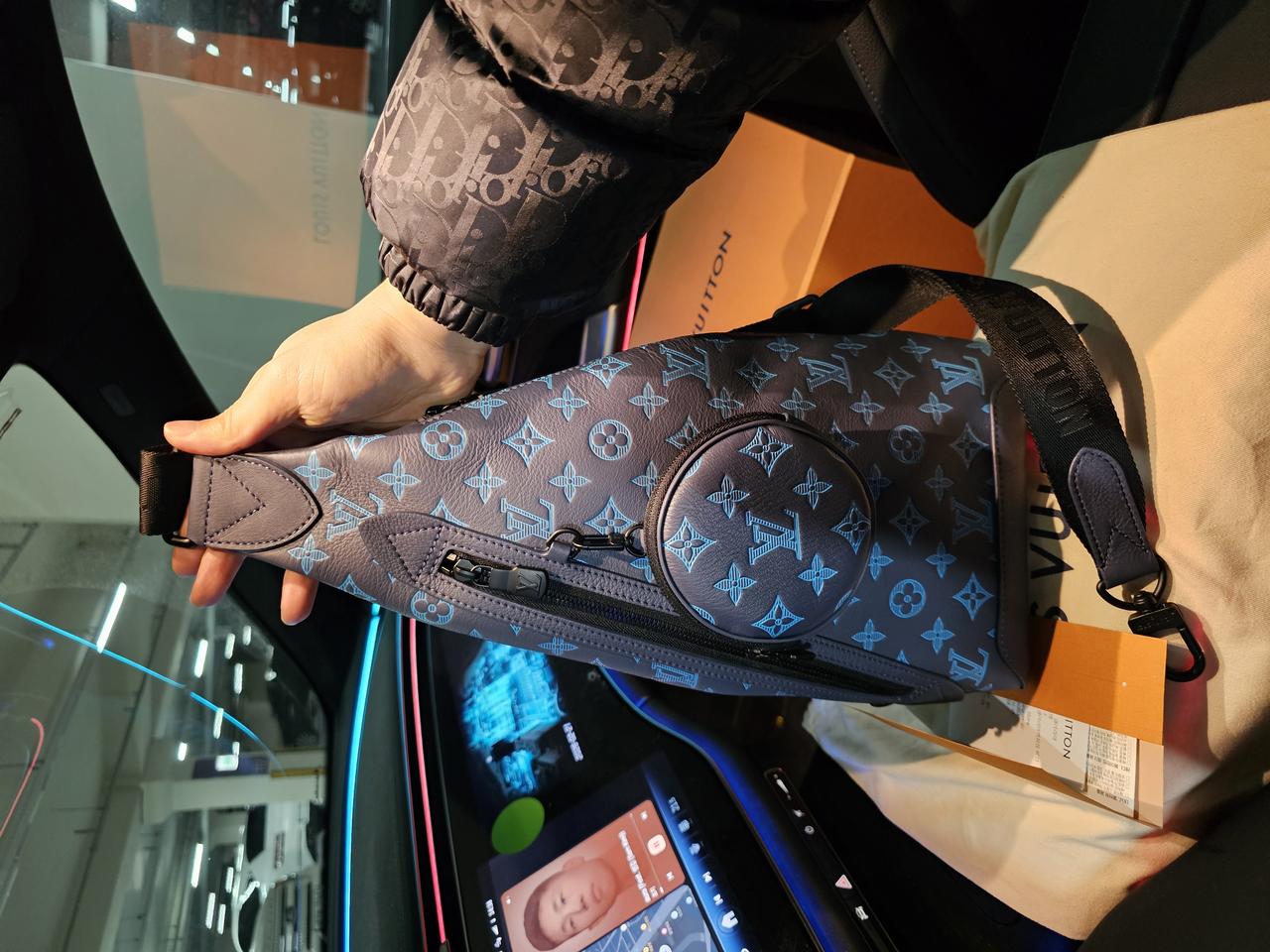 루이비통 올레더 듀오 슬링백 크로스백 리버블루 (새상품)