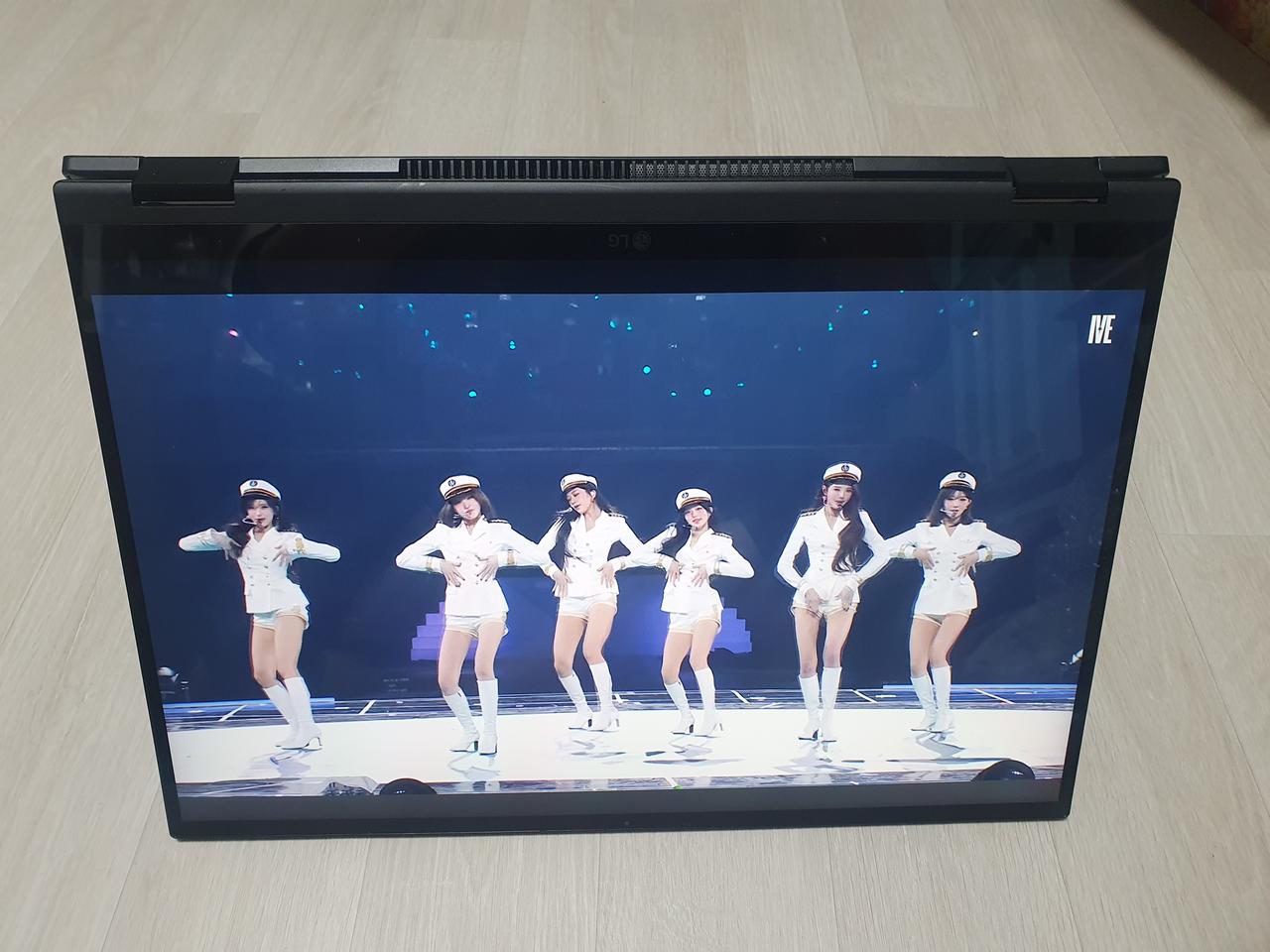 LG그램 터치360 16인치 i7(11세대)/16GB/512G 팝니다