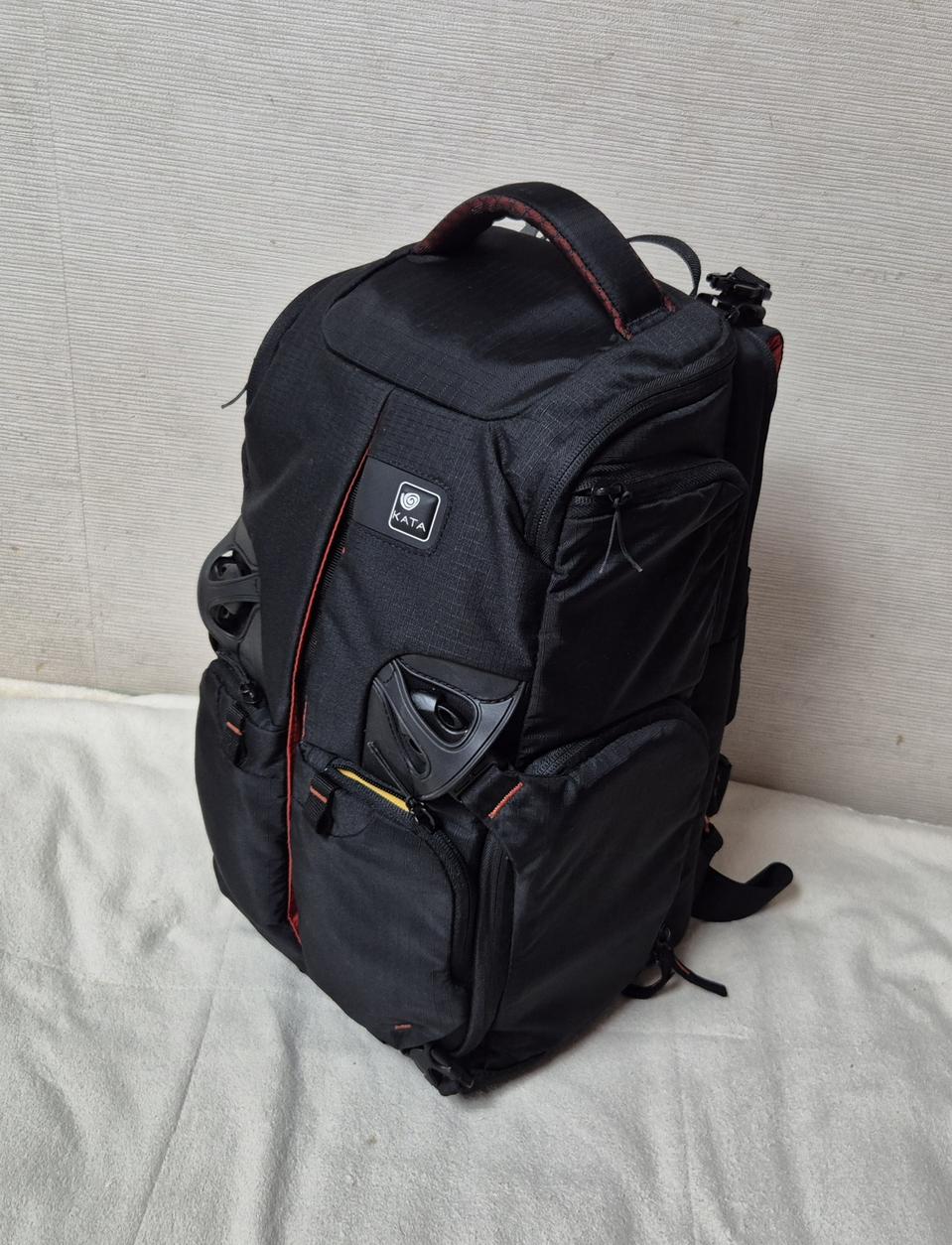 카타 카메라 백팩 블랙