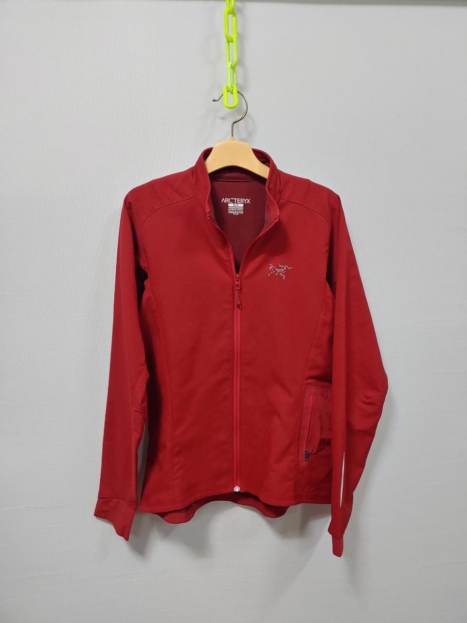 아크테릭스  바람막이 자켓 여성s