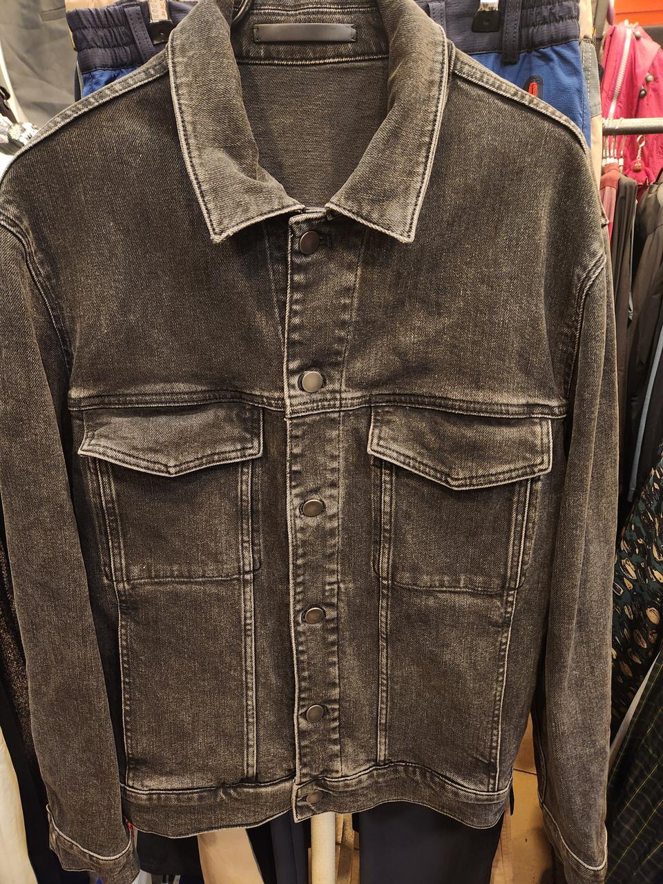 띠어리 흑청 데님 트러커