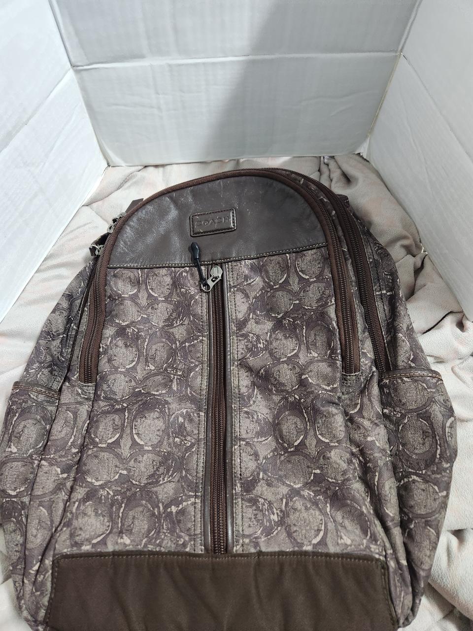 코치 백팩
