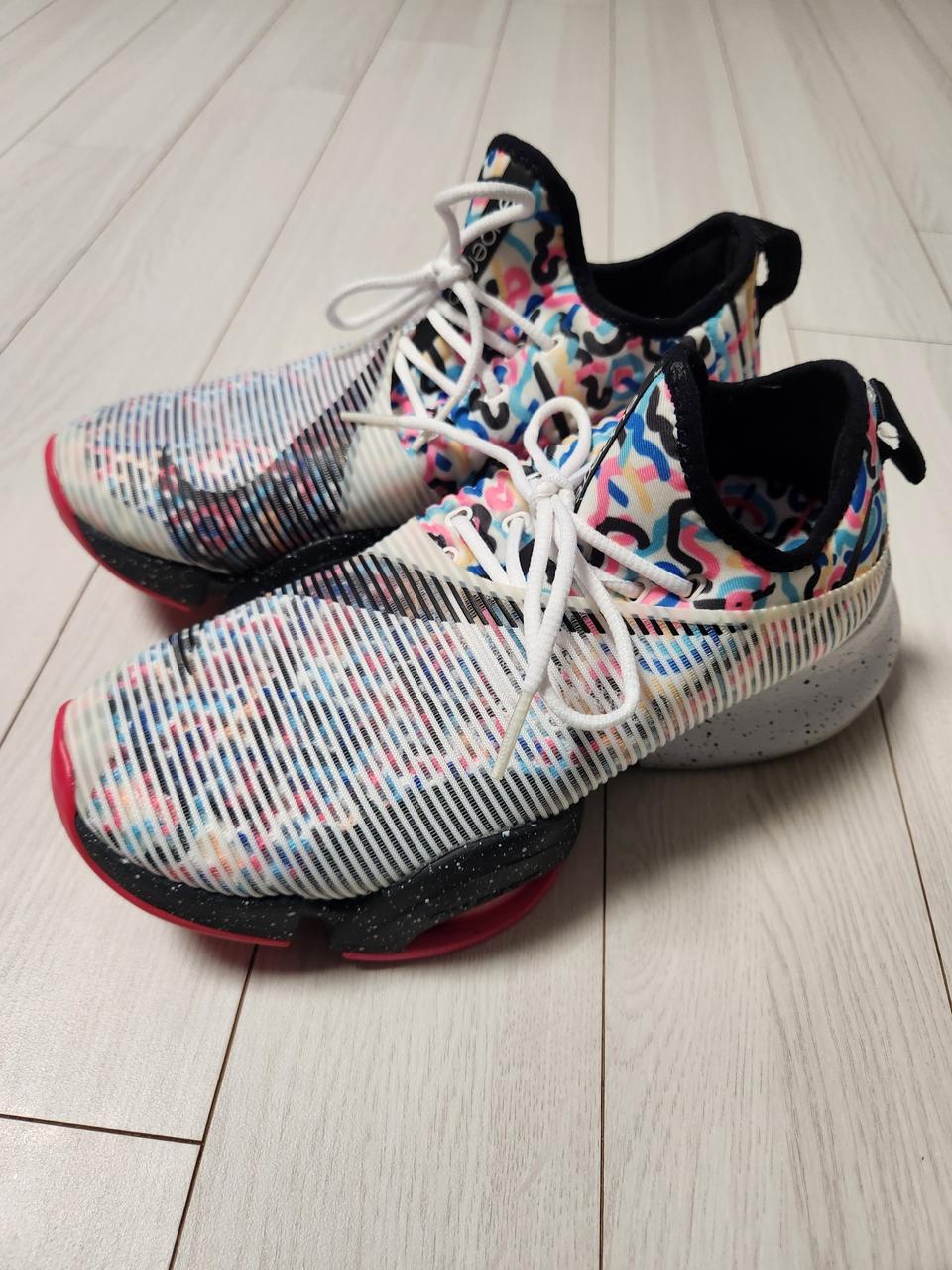 나이키 운동화  에어 줌 슈퍼렙 BQ7043-004 러닝화 사이즈240