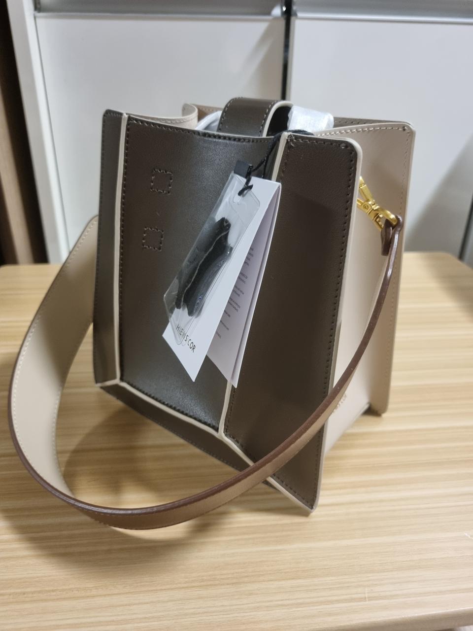 옘스코르 한소희가방 연예인가방 가죽 가방 숄더백 도트백