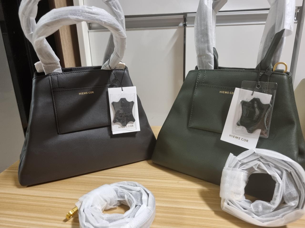 옘스코르 가방 가죽 새상품 HIEMS 55 HIDE CROSS BAG