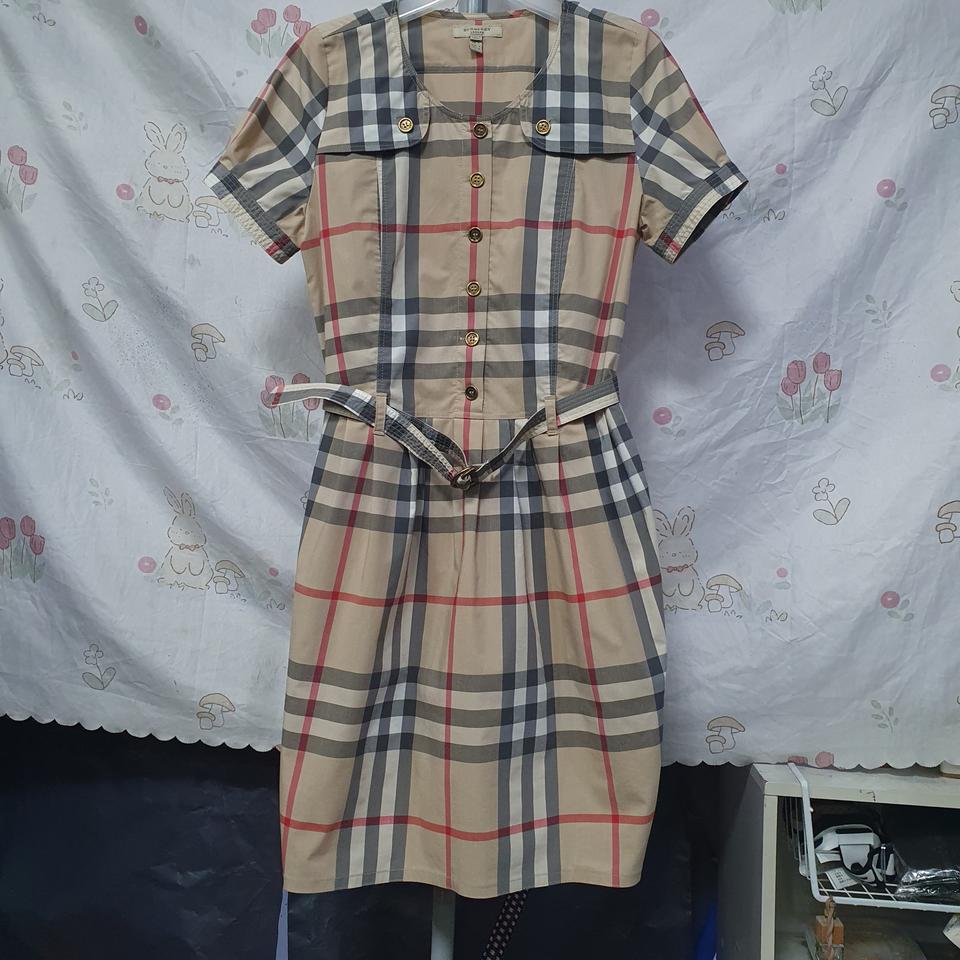 정품) 버버리    벨티드 ( 바스락)~ 원피스