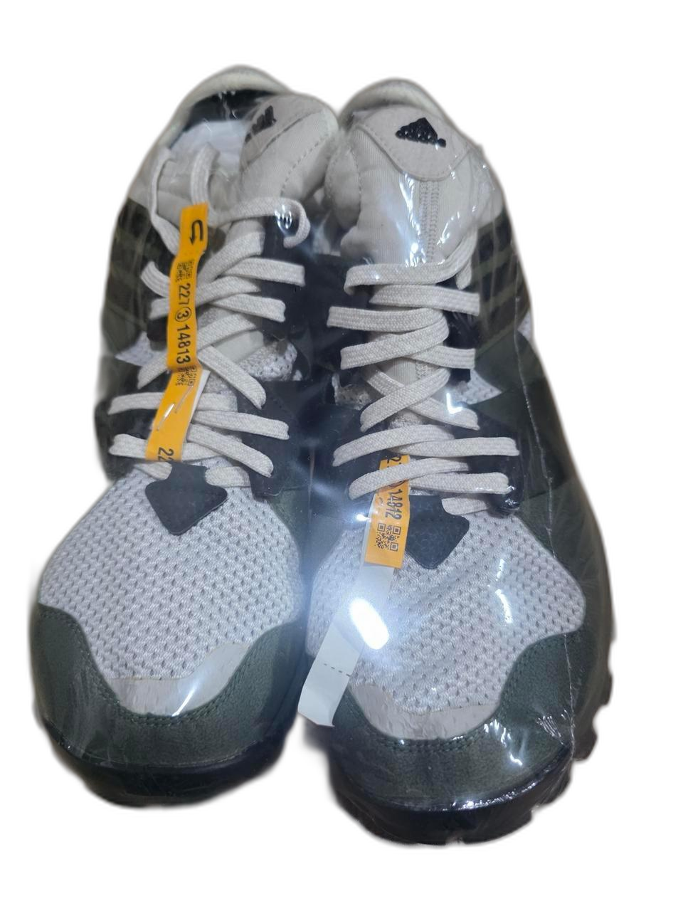 아디다스 리스폰스 트레일 부스트 카키 그린색상