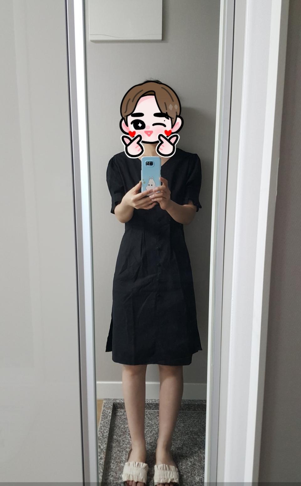 브이넥 반팔 버튼원피스