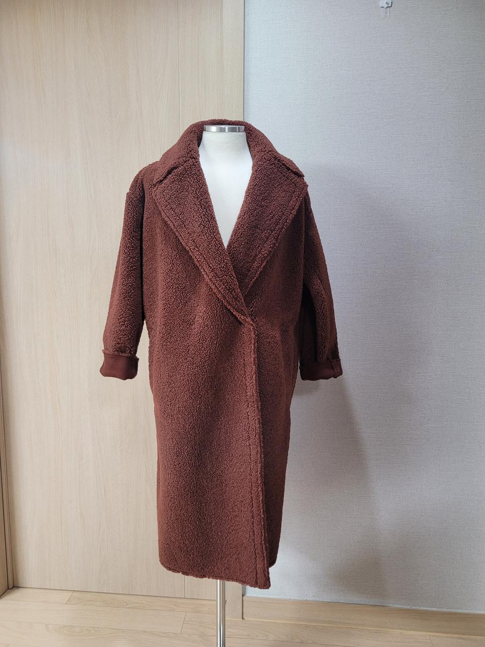 에이치커넥트 H:CONNECT 여자 테디베어 무스탕 롱코트 브라운