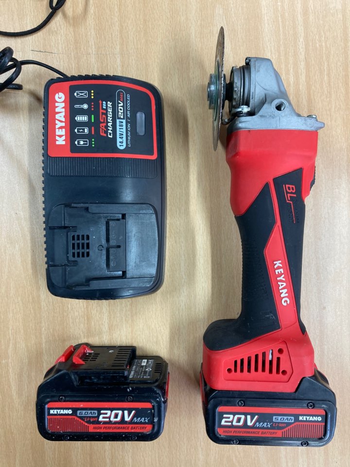 계양 충전 그라인더 DG18BL-100S 세트