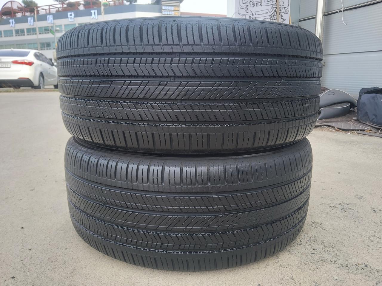 255 45 19 금호타이어 마제스티9 중고(23년)