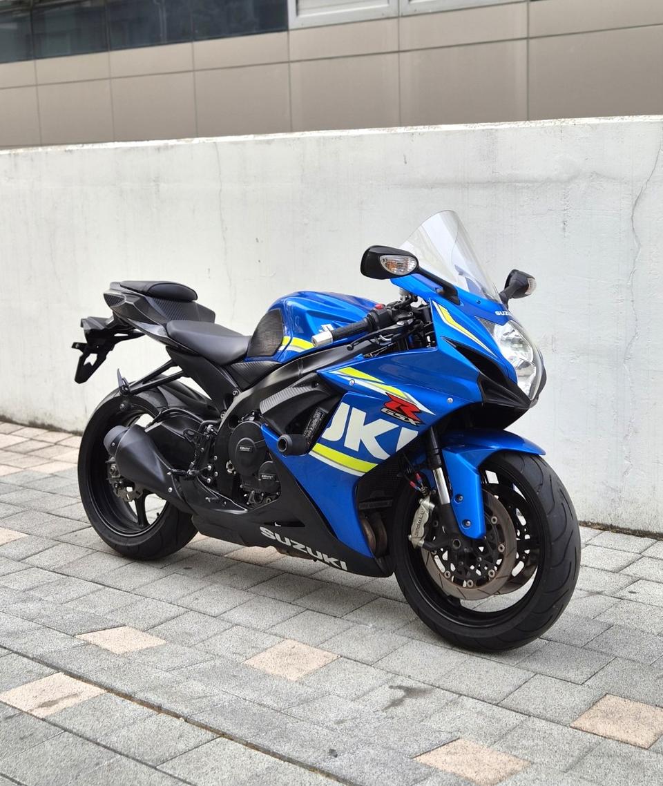 [사용검사완] 2017 스즈끼 GSX-R600 GP블루 판매합니다.