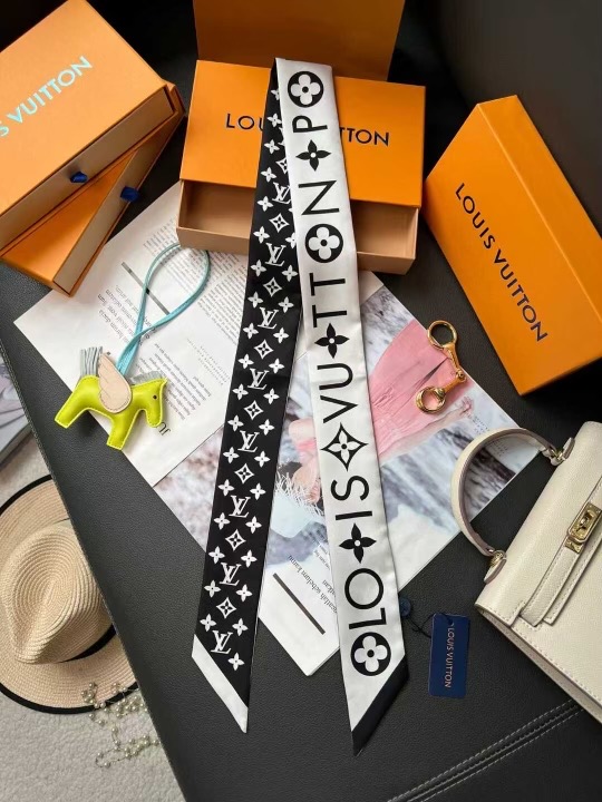 루이비통 스카프