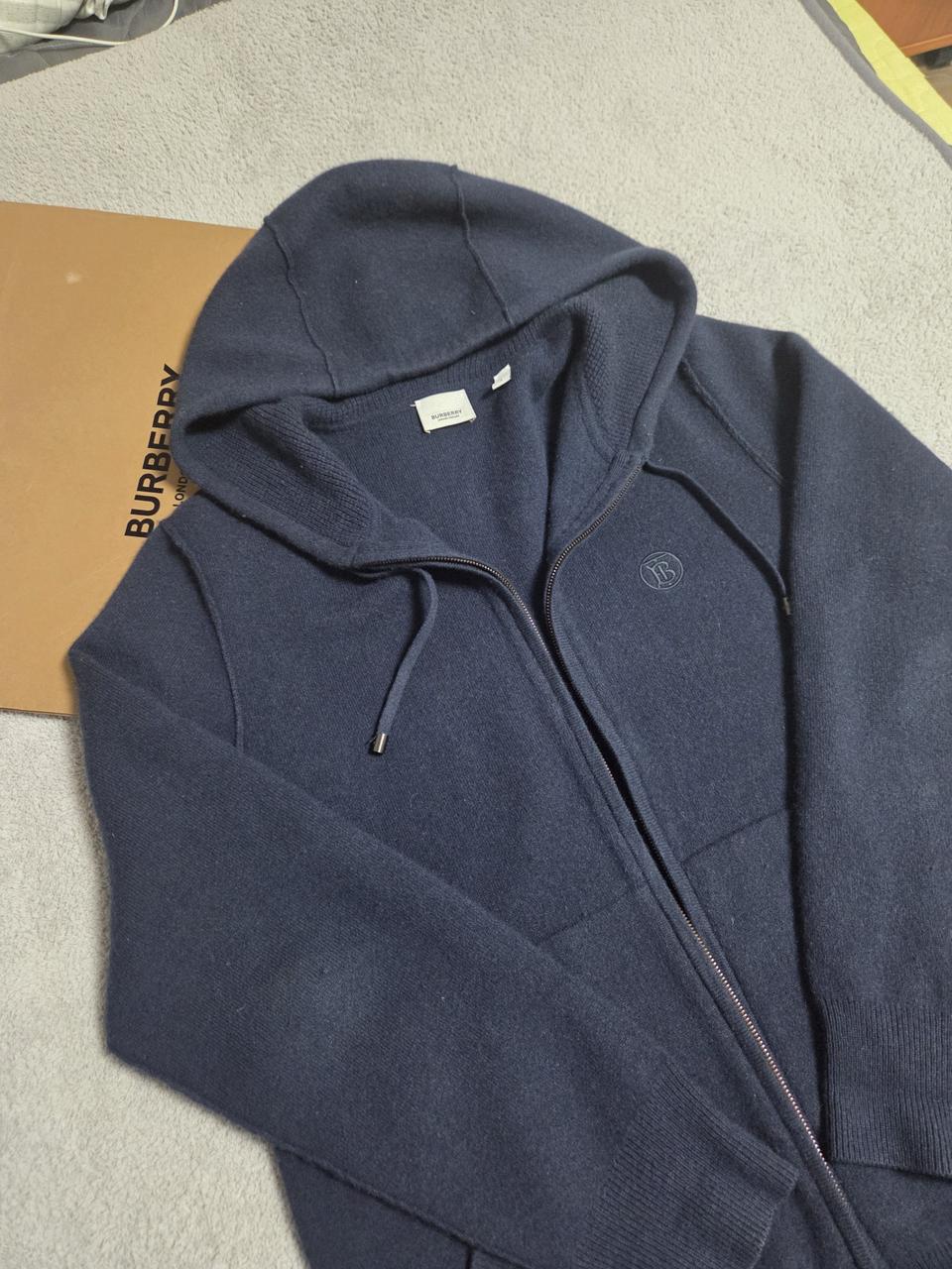 [정품] 버버리 TB 로고 케시미어 니트 후드집업