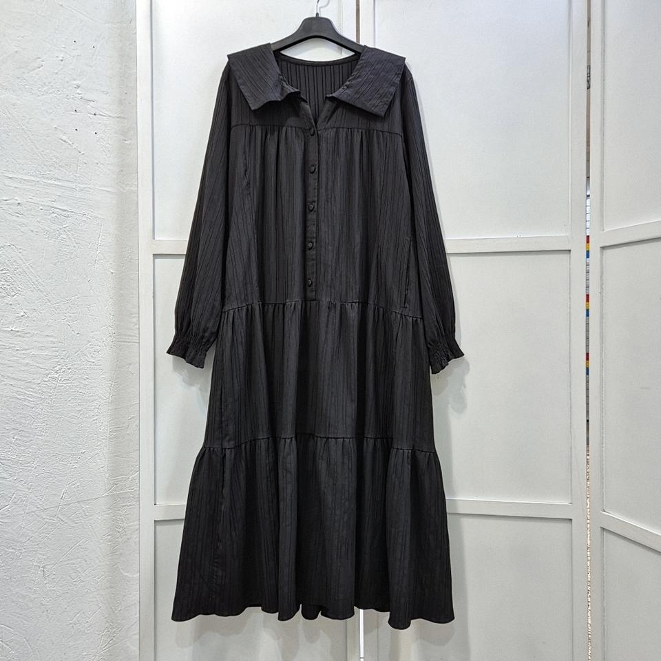 더엣지 플리츠 롱 원피스