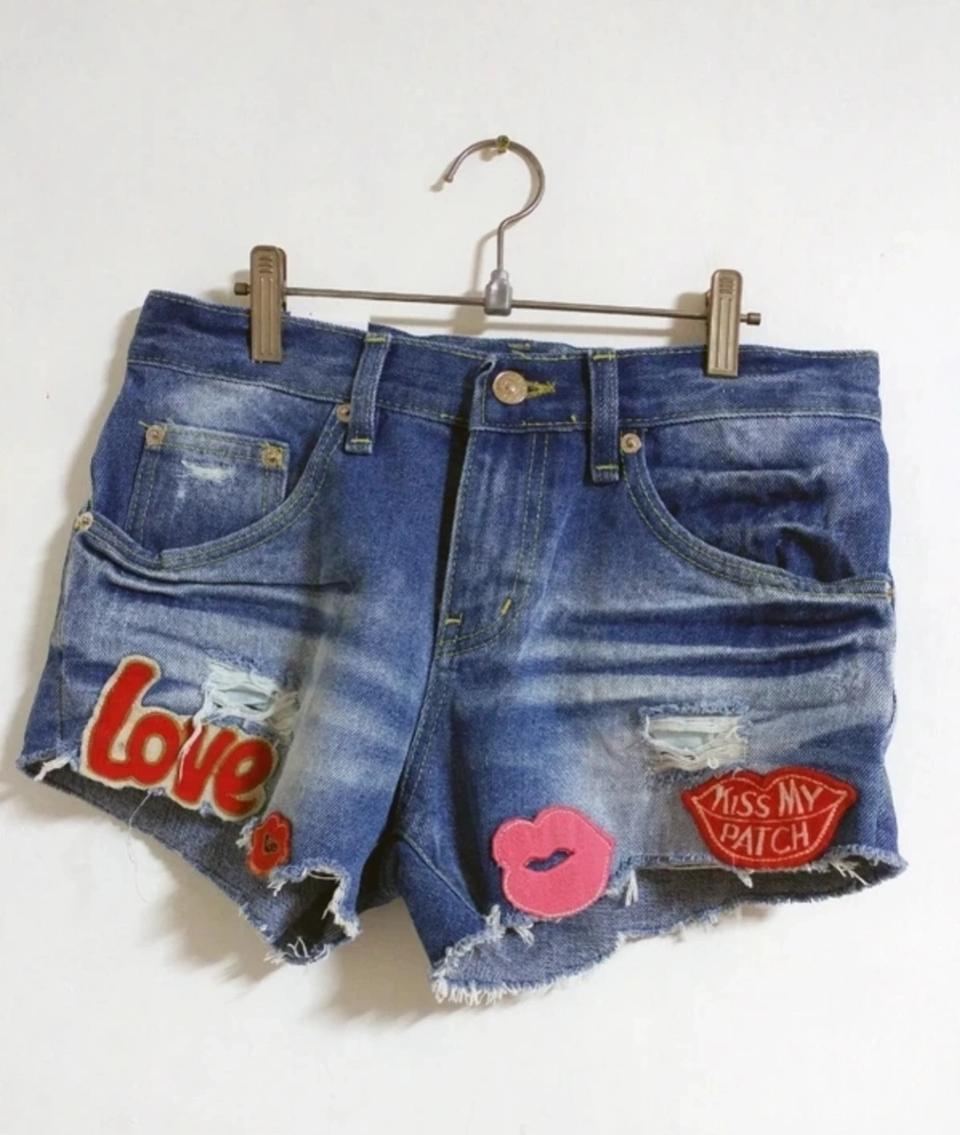 여성 청반바지 와펜 핫팬츠 찢청