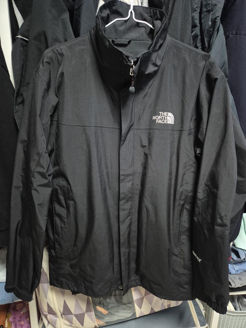 노스페이스 바람막이(M)