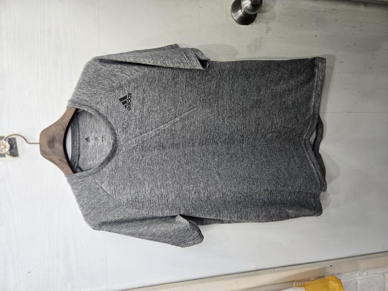 105,XL )) adidas 아디다스 반팔티셔츠! 깔끔한 디자인~