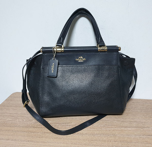 정품 코치 가죽 토트겸 크로스백