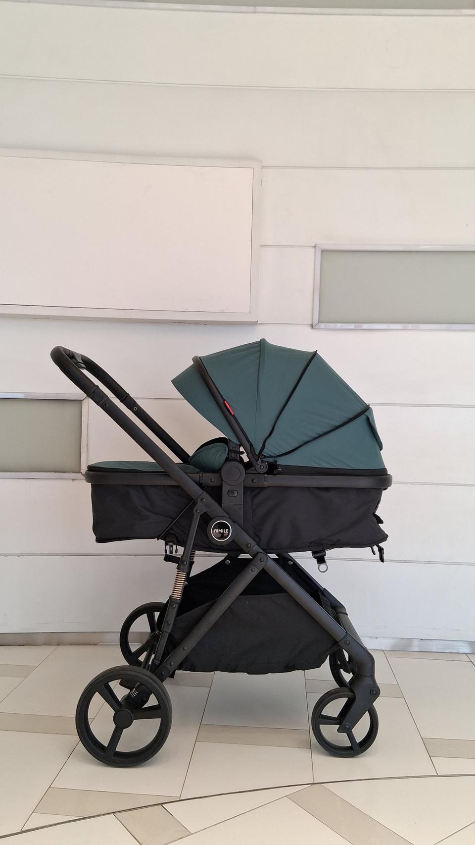 최고급 명품 럭셔리 디럭스 초경량 기내반입 유모차 에이미. 한번에 접혀