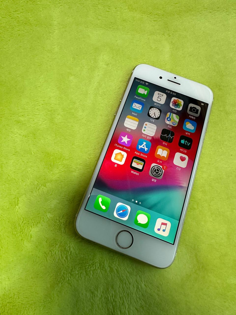 아이폰6 골드 32GB          5