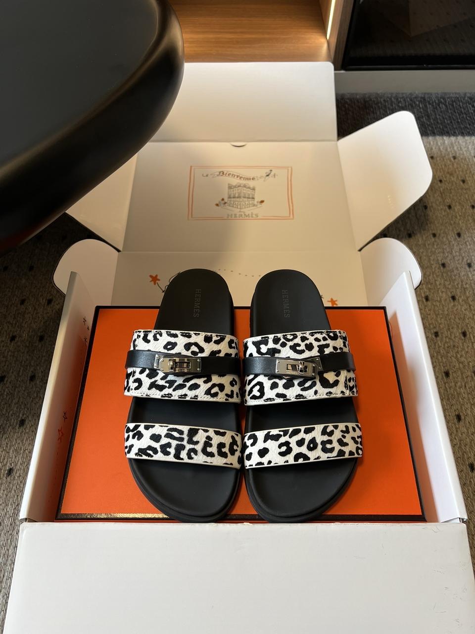 에르메스 여성 Jackson 샌들