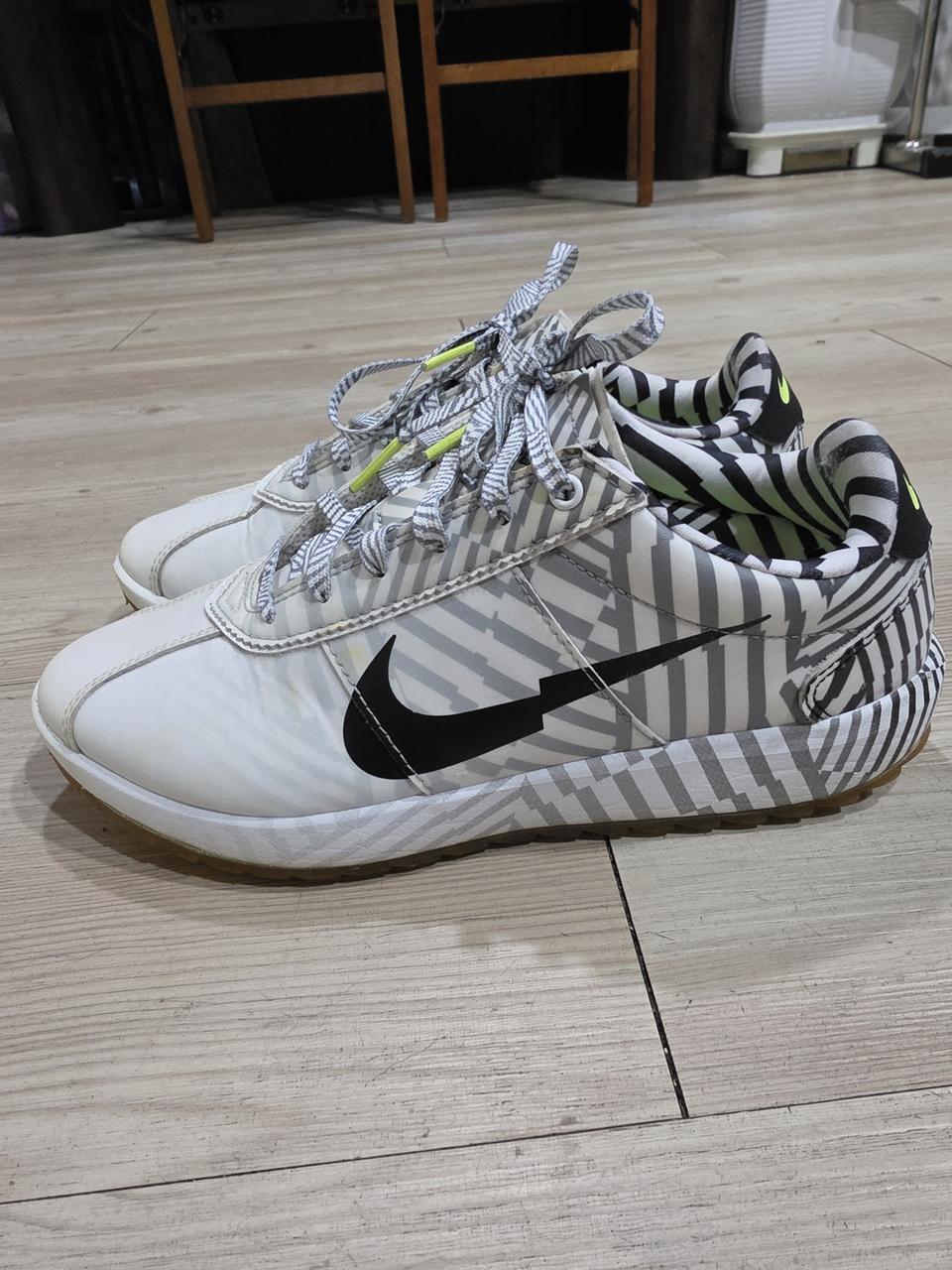 나이키골프 코르테즈 스파이크리스 골프화 235mm