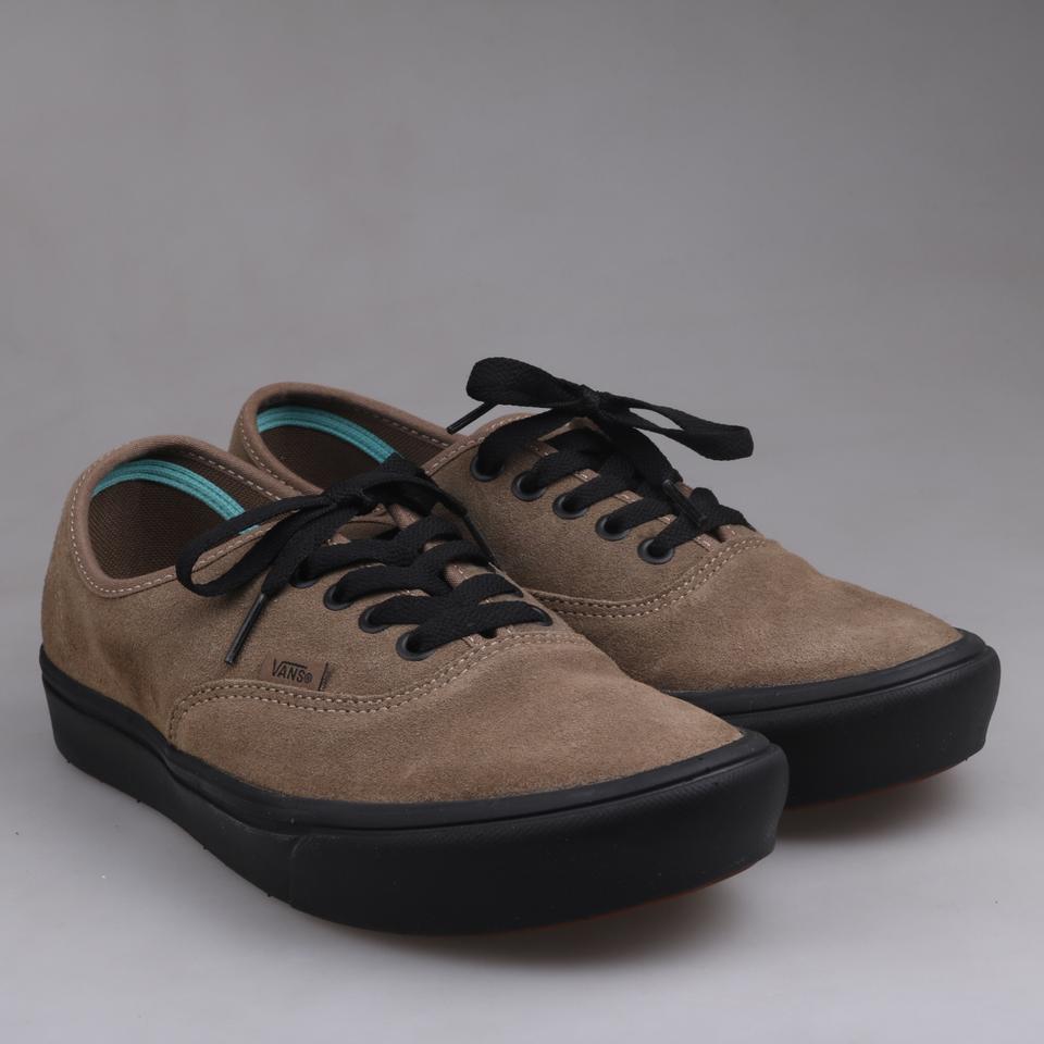 반스 컴피쿠시 어센틱 스웨이드 캥거루 판매합니다.(260)6326