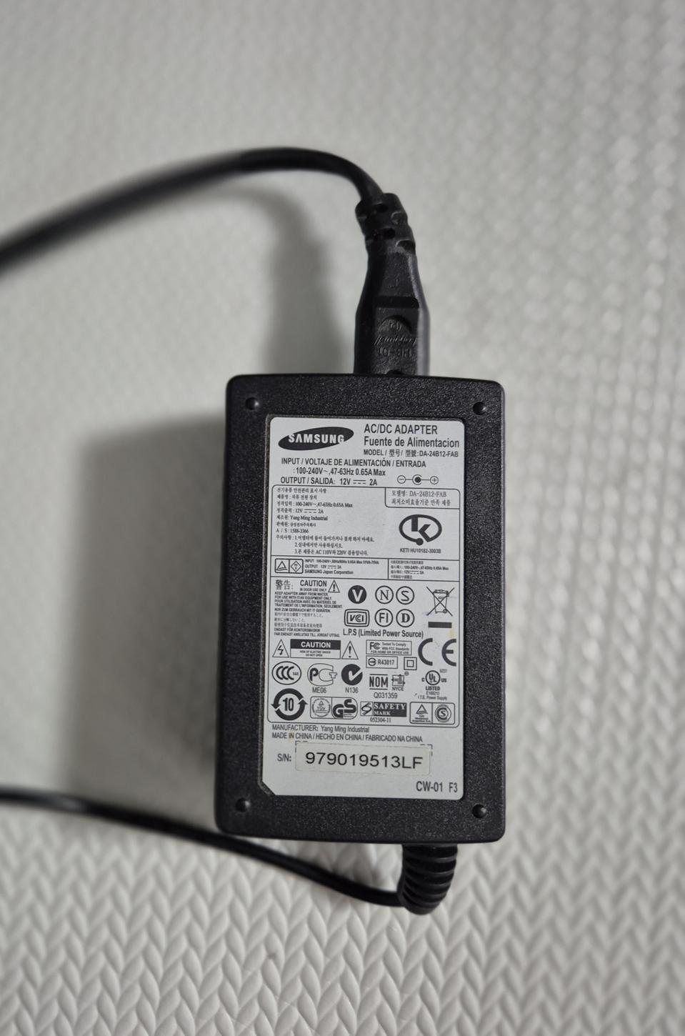 정품 삼성 12V 2A 어댑터