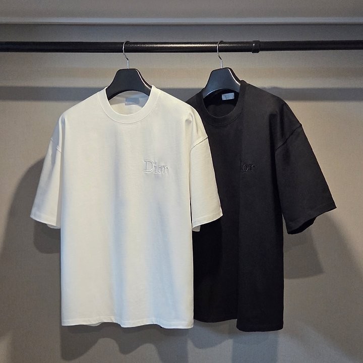 디올 자수 반팔 티셔츠