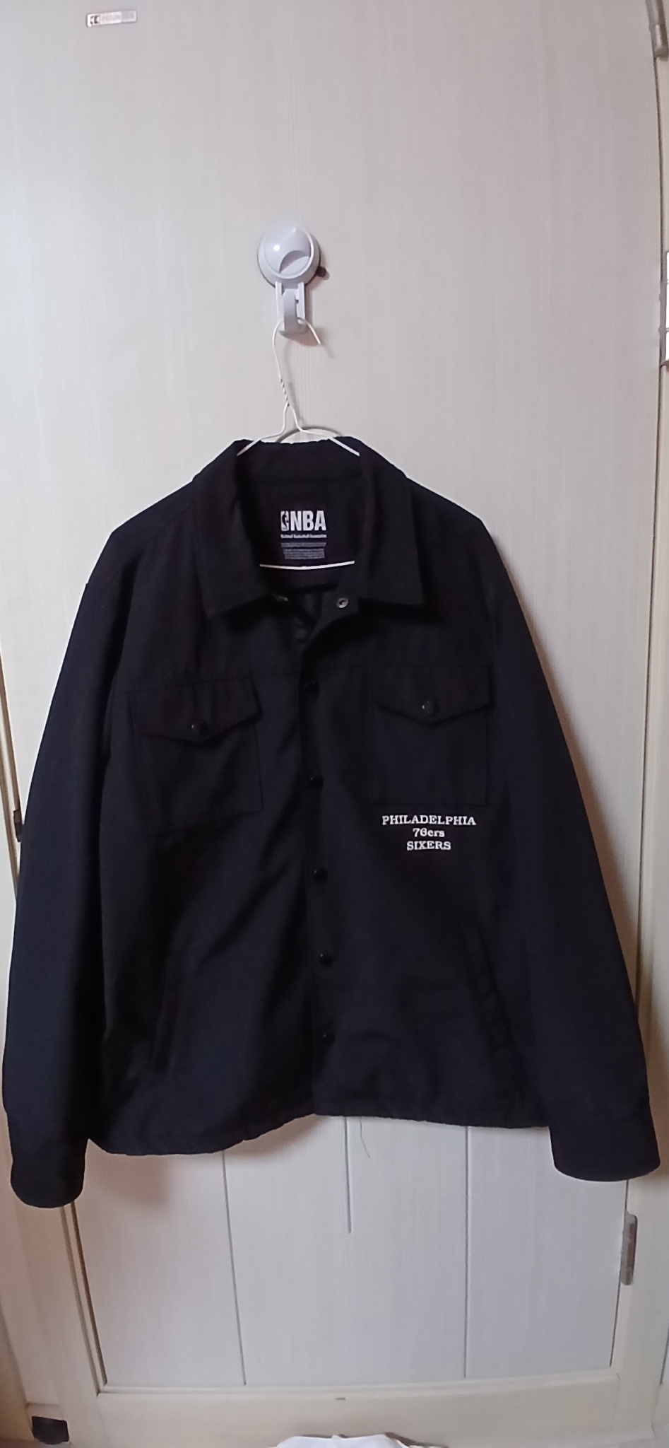 NBA 필라델피아 세븐티식서스 빈티지 스타일의 블랙 코치 재킷(2XL)