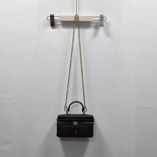 1812 자라 블랙 체인 미니 크로스백 가방