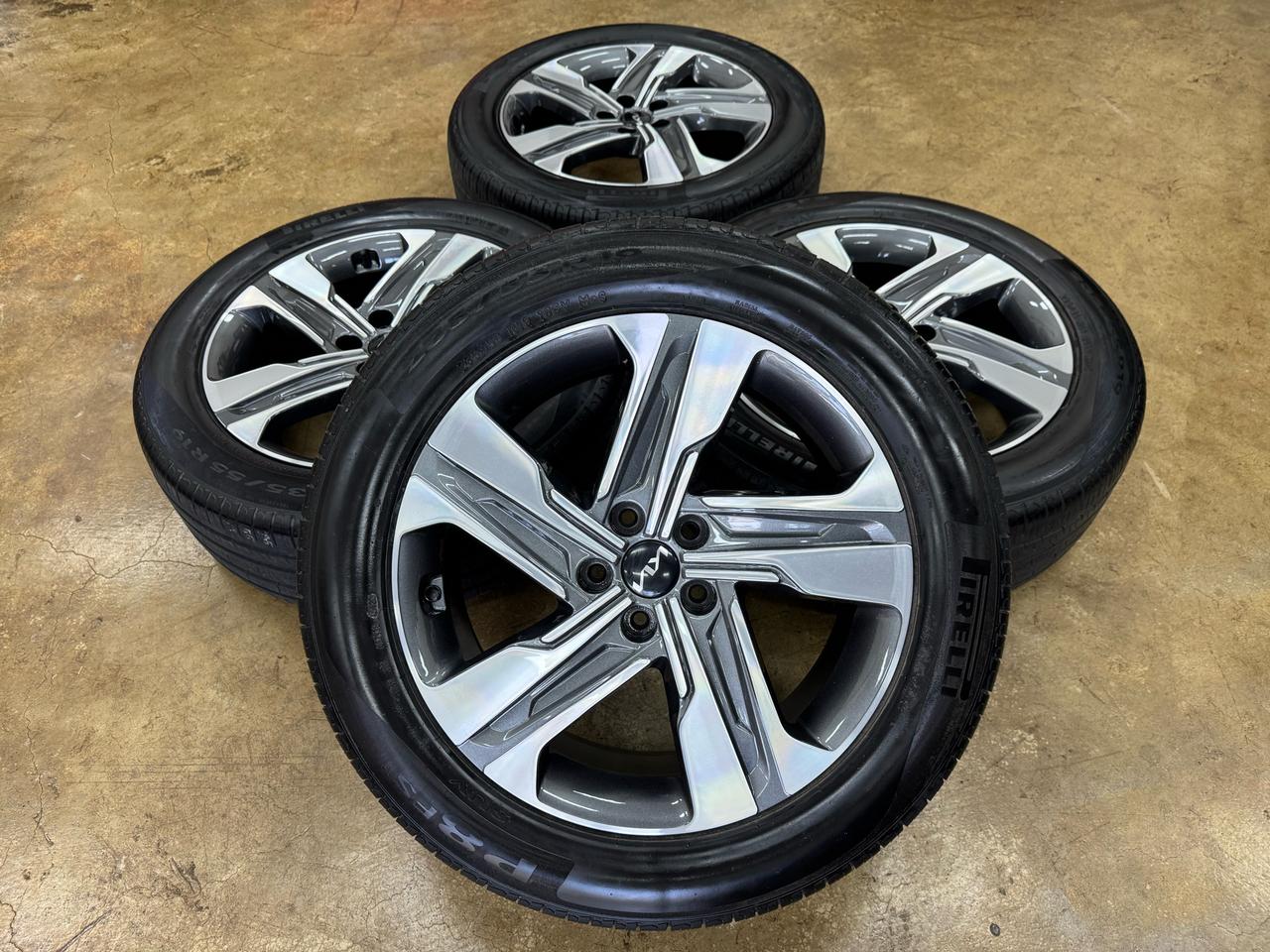 쏘렌토MQ4 19인치 순정휠타이어 팝니다