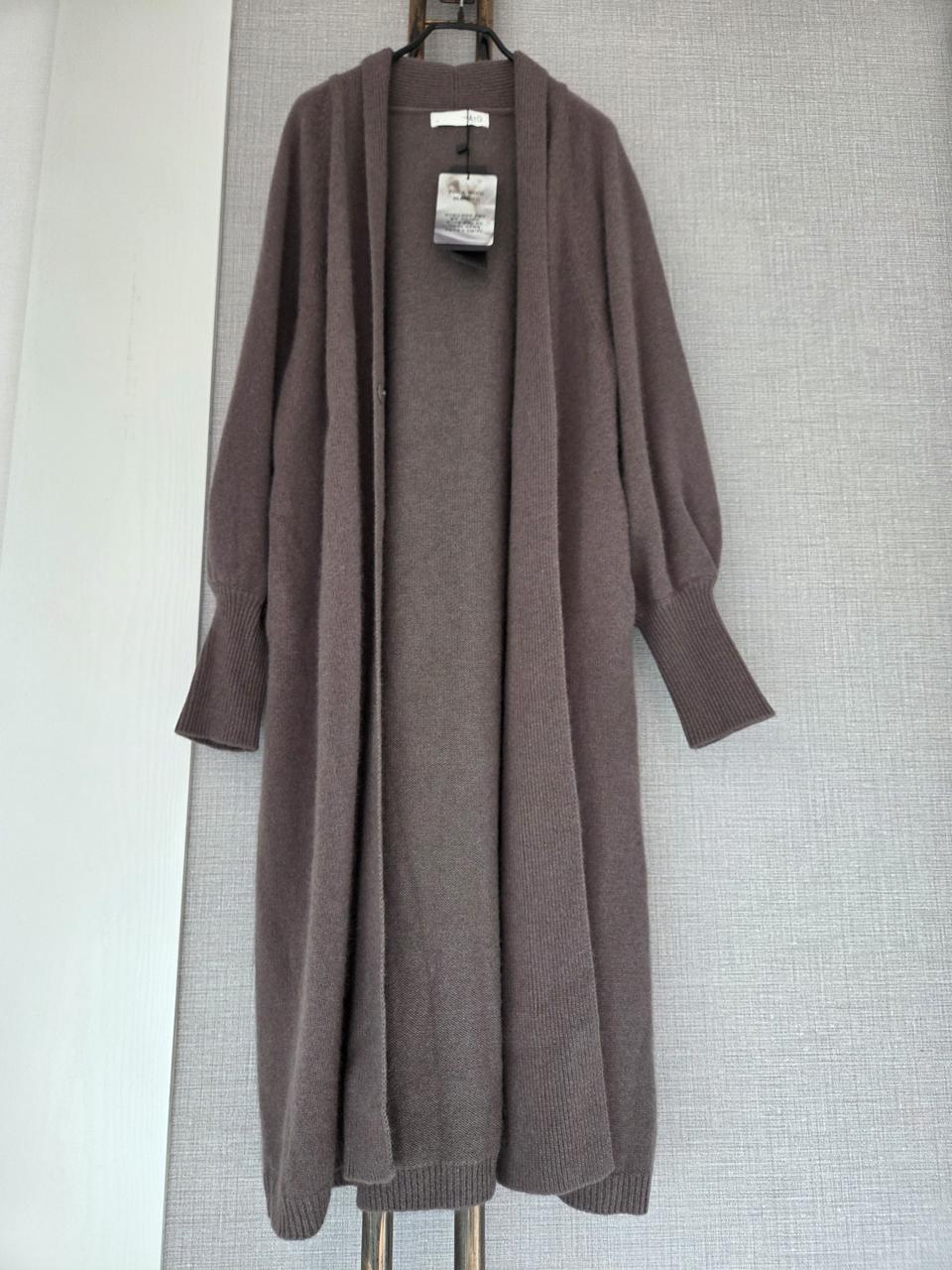 (택채새)THE A+G 양모함유 볼륨소매 롱니트가디건