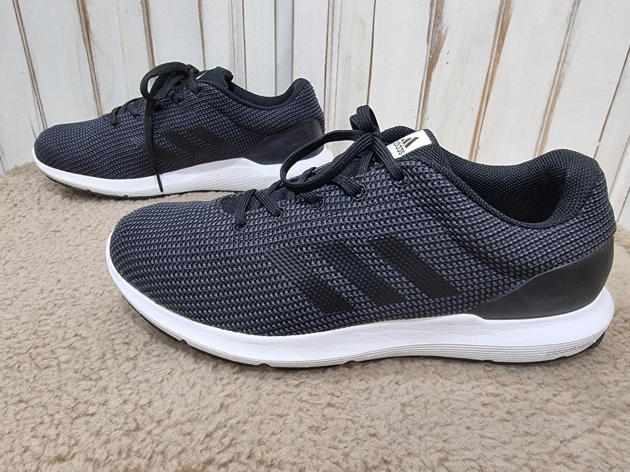 아디다스 코스믹 런닝화 (D126