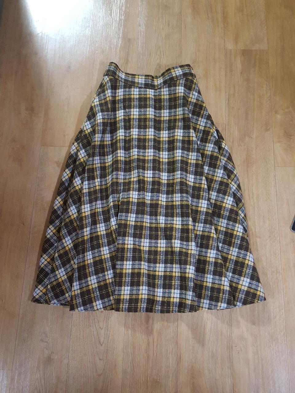 체크 플레어 스커트