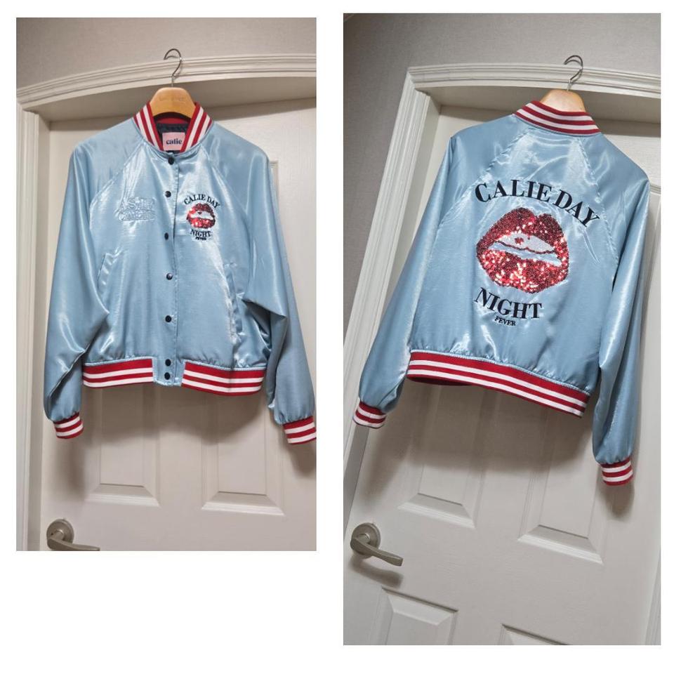 에즈이프 캘리 스팽글 스카이블루 자켓free