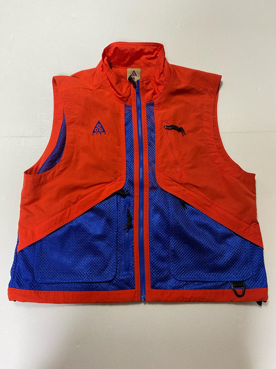 Nike ACG vest M
