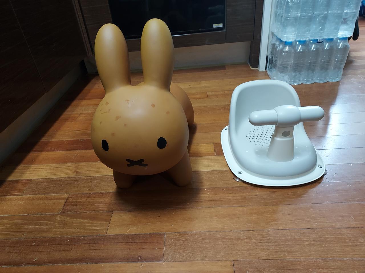 아기점핑볼,목욕의자 전부13000원