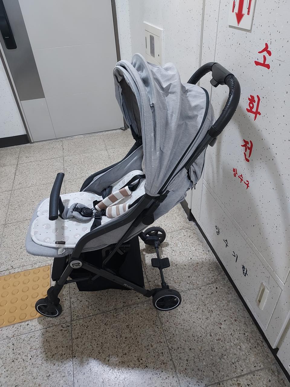 리안 그램 기내반입유모차 38000원