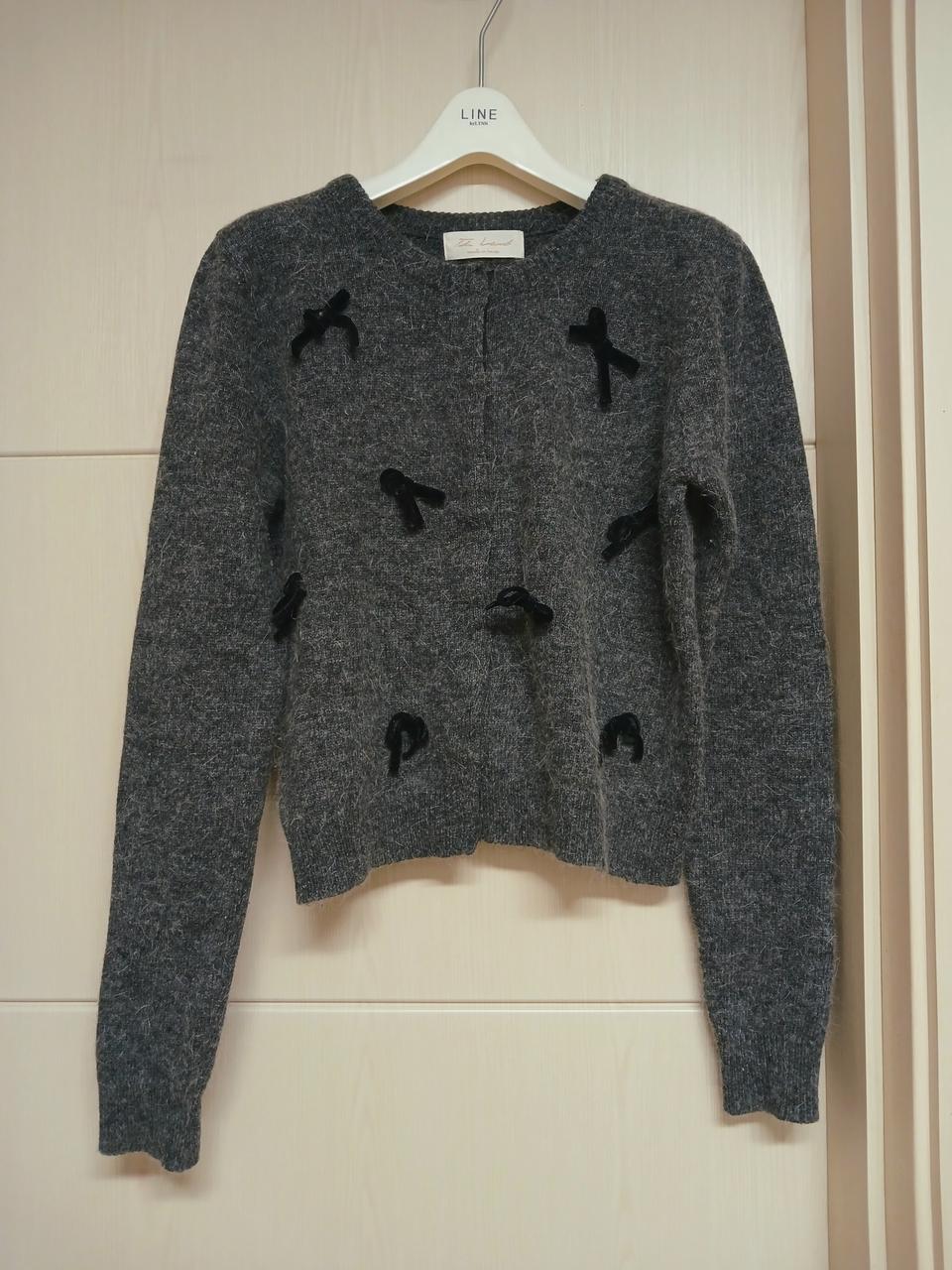 2회착용) 블랙리본이 여성스러운 니트가디건