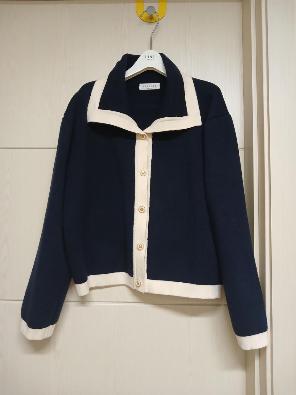 2회착용)네이비+아이보리 깔끔 단정 가디건
