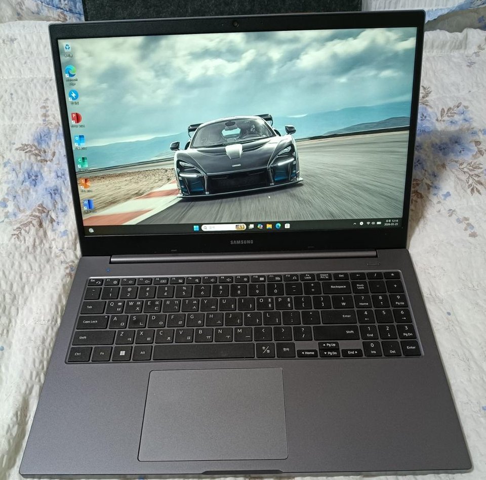 삼성 갤럭시북 NT550XDA