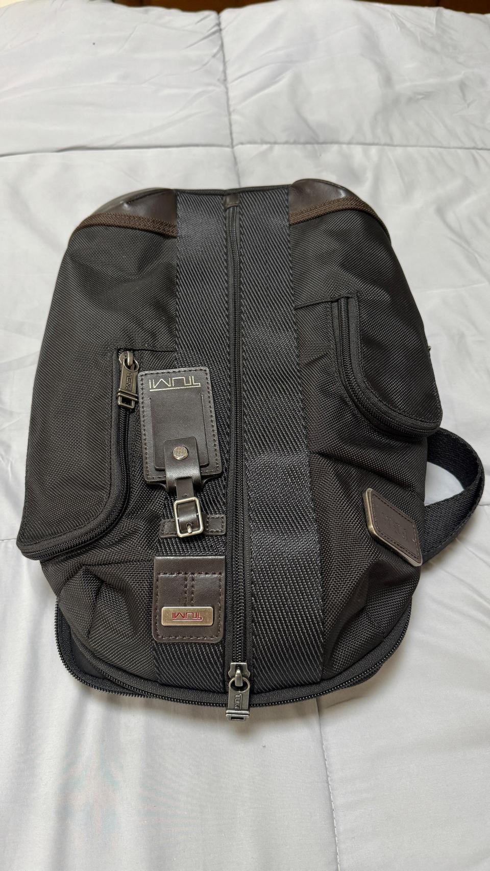 투미슬링백정품