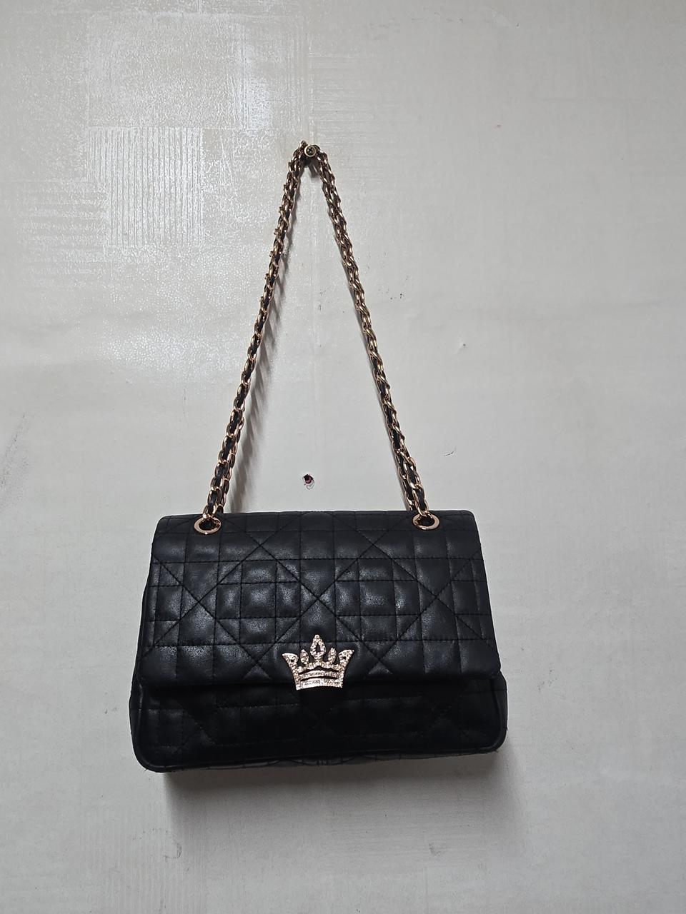 제이에스티나 퀼팅 체인 숄더백