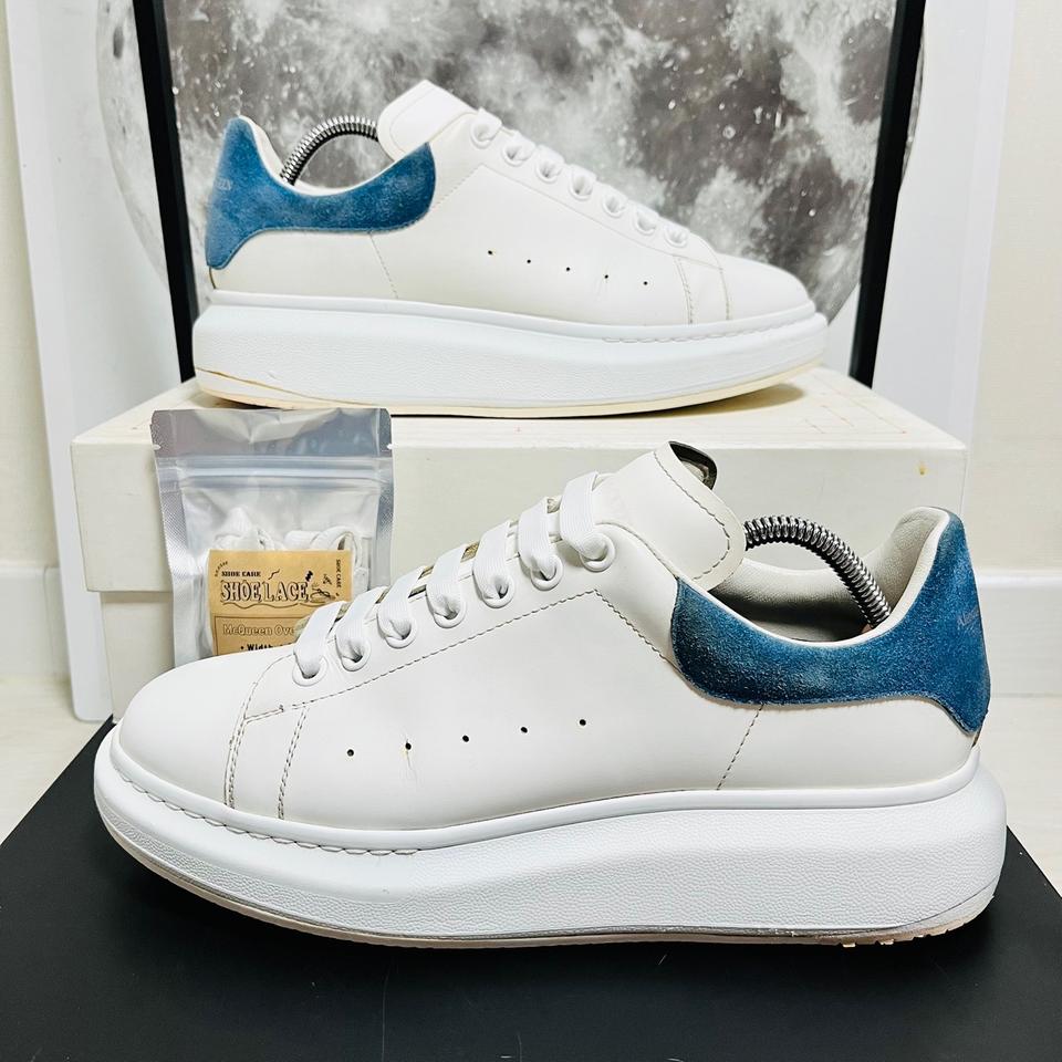 정품 43) 알렉산더 맥퀸 블루탭 오버솔 스니커즈 275~280
