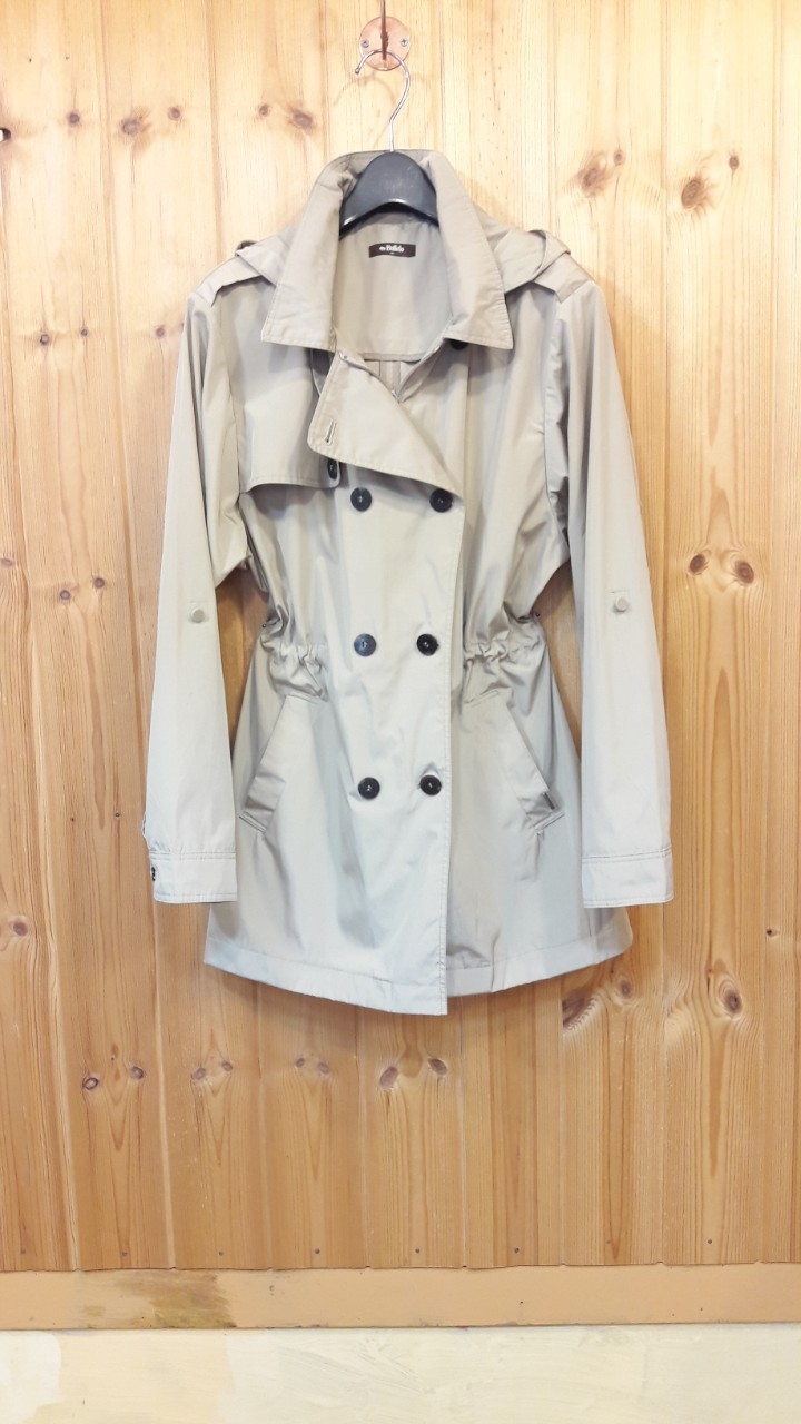 * 버팔로 후드 스타일 트렌치 코트*