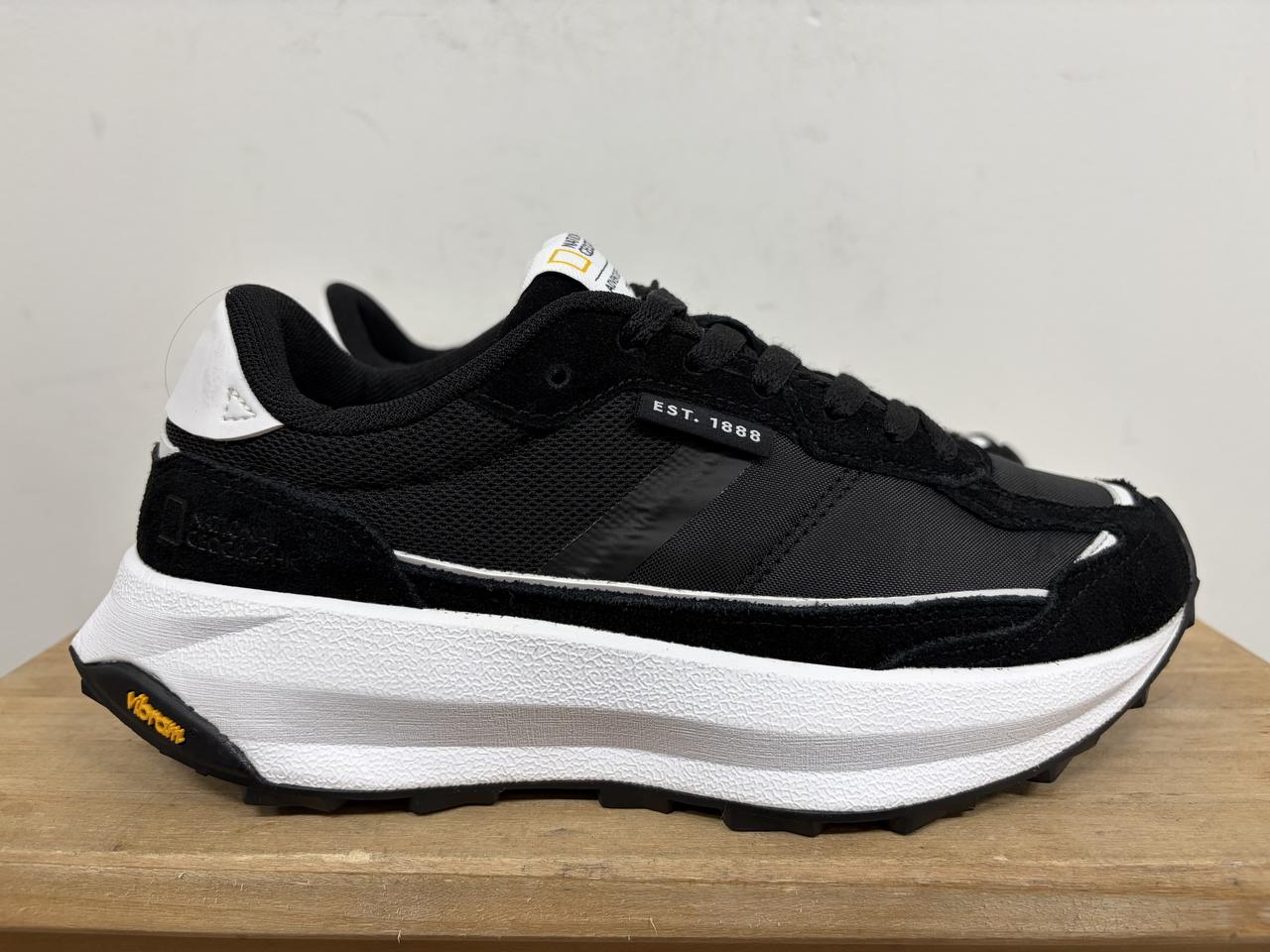 내셔널지오그래픽 여성 운동화 235  