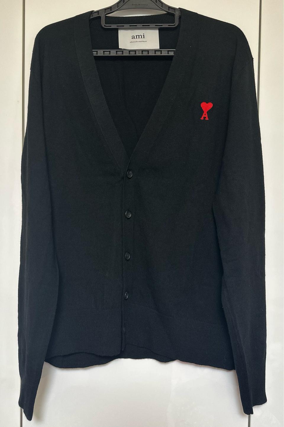 아미 스몰 하트 블랙 울가디건 남여공용